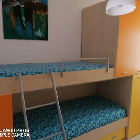 One Bedroom 公寓 *